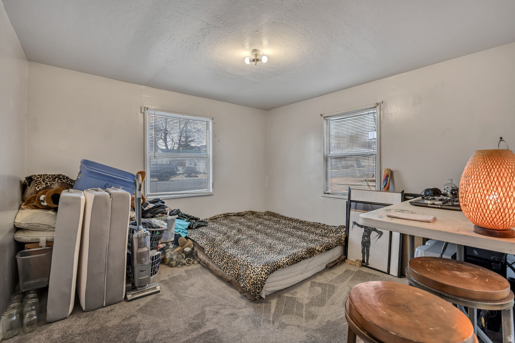 194 E 8530 S Sandy, UT 84070