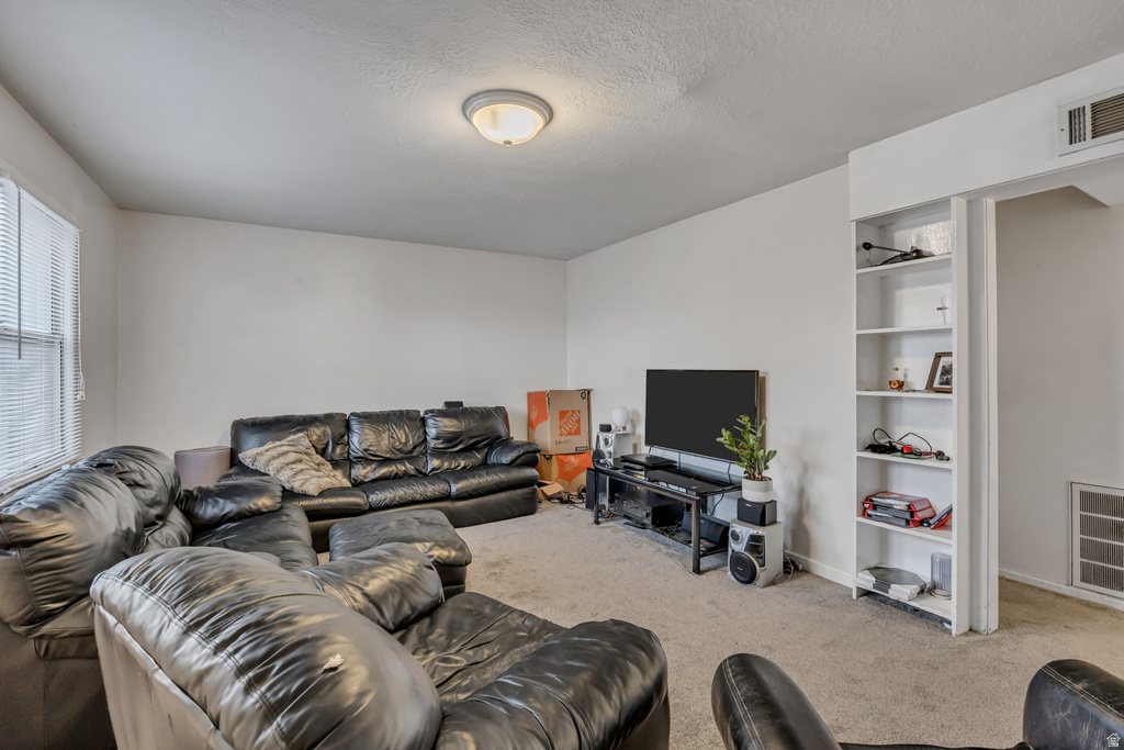 194 E 8530 S Sandy, UT 84070