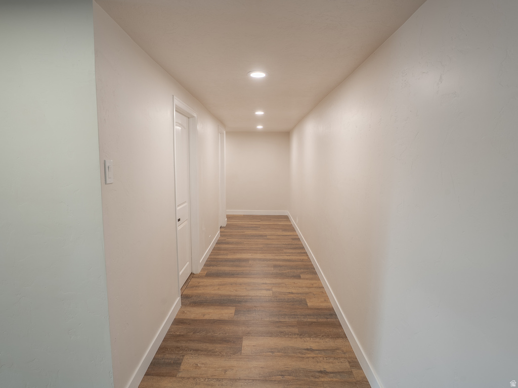 8492 S MESA DR Sandy, UT 84093