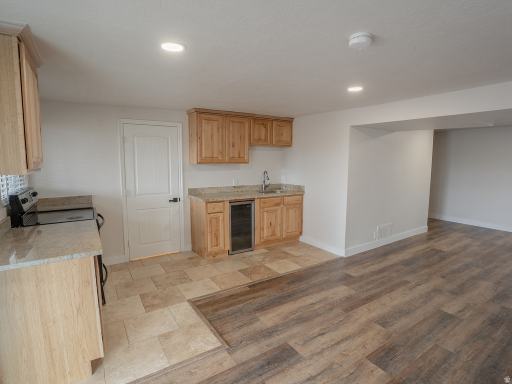 8492 S MESA DR Sandy, UT 84093