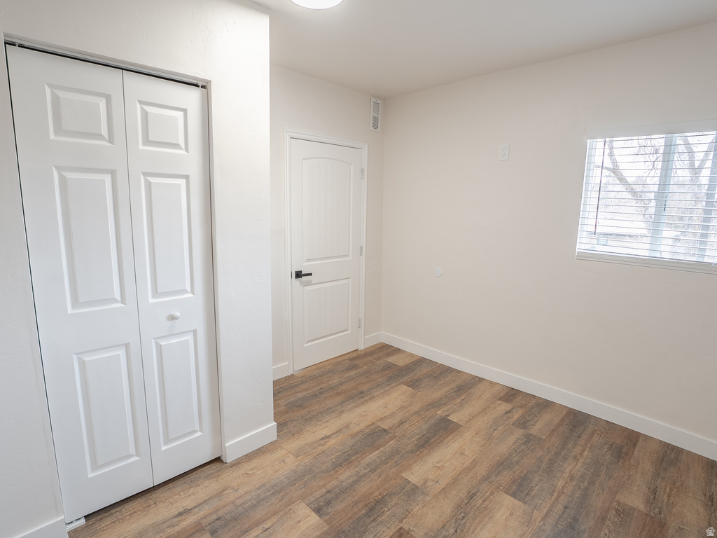 8492 S MESA DR Sandy, UT 84093