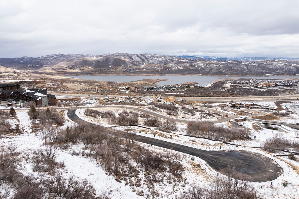 10211 N ORENDA CIR #R-52 Park City, UT 84060