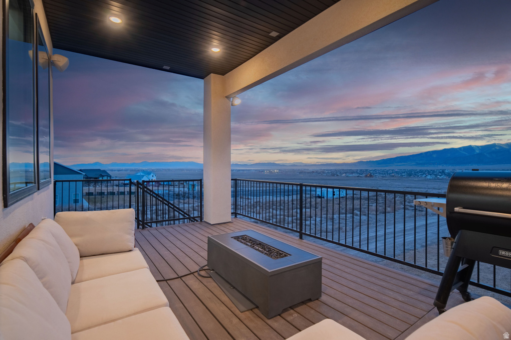 6693 N UNITY WAY Eagle Mountain, UT 84005