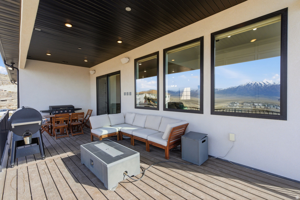 6693 N UNITY WAY Eagle Mountain, UT 84005