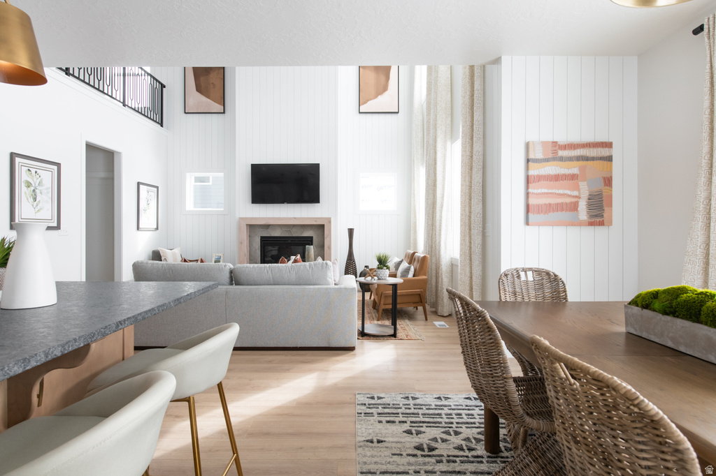 5199 S PARAMOUNT CV Riverdale, UT 84405