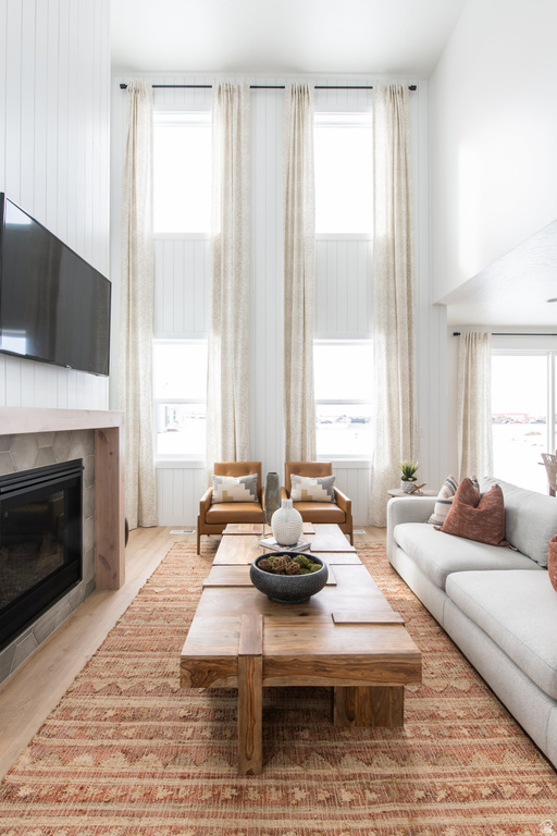 5199 S PARAMOUNT CV Riverdale, UT 84405