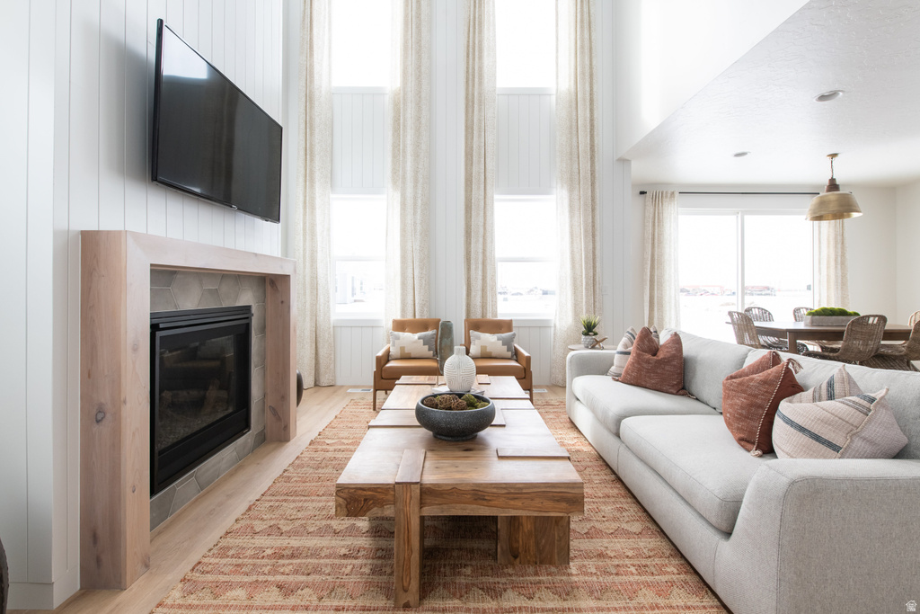 5199 S PARAMOUNT CV Riverdale, UT 84405