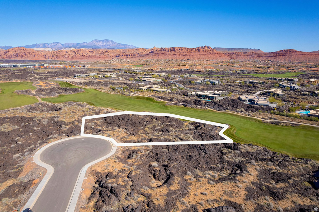 2447  SOUTH VILLAGE DR Santa Clara, UT 84765