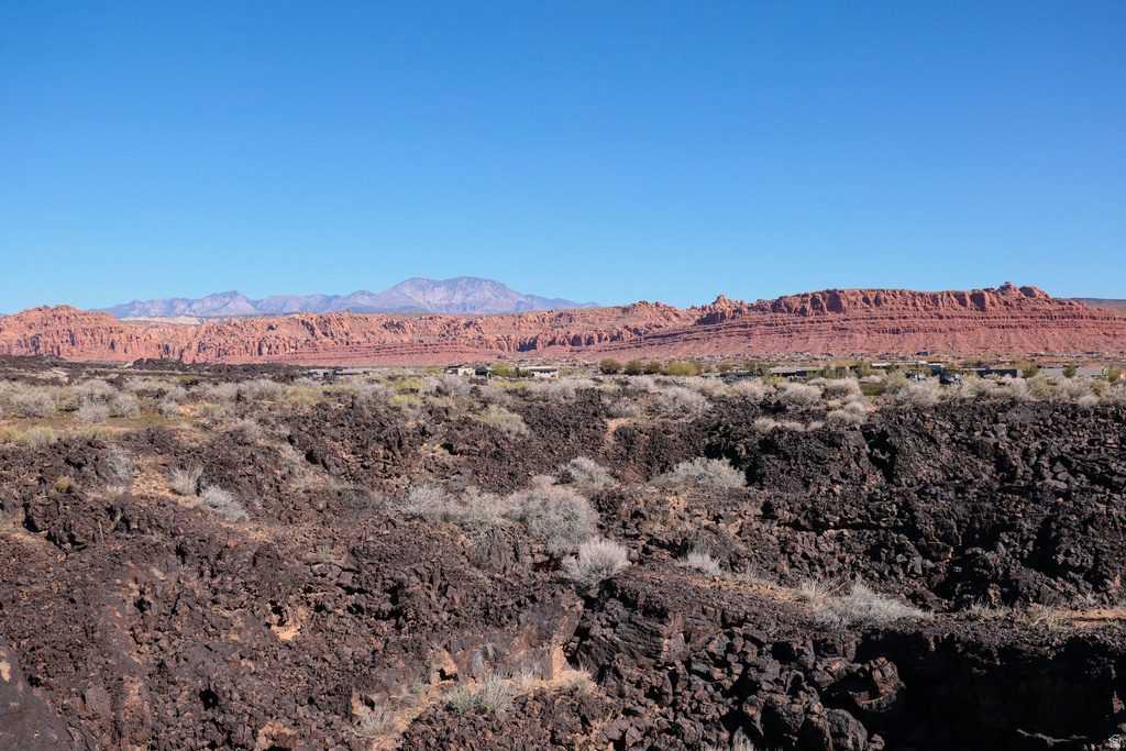 2447  SOUTH VILLAGE DR Santa Clara, UT 84765