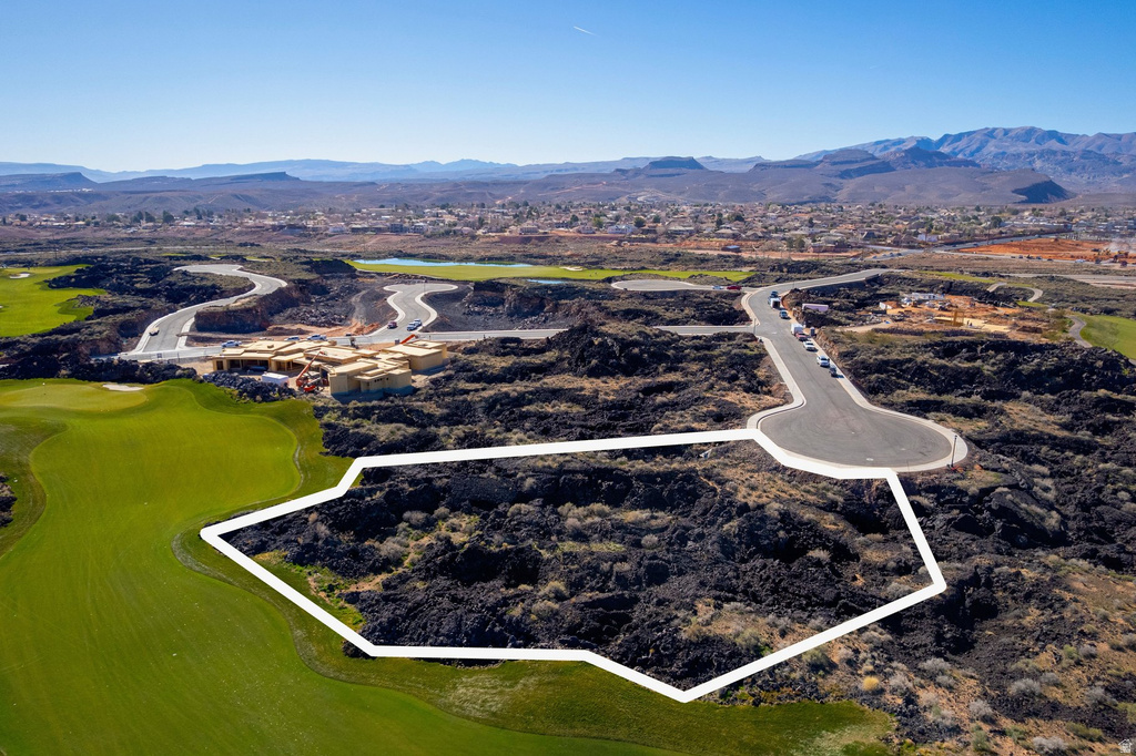 2447  SOUTH VILLAGE DR Santa Clara, UT 84765