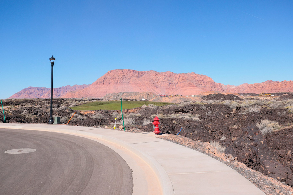 2447  SOUTH VILLAGE DR Santa Clara, UT 84765