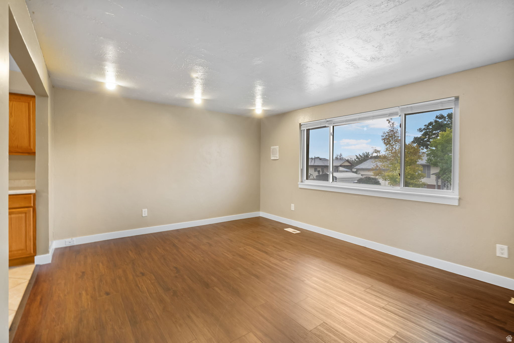 6622 S GEORGIA DR West Jordan, UT 84084