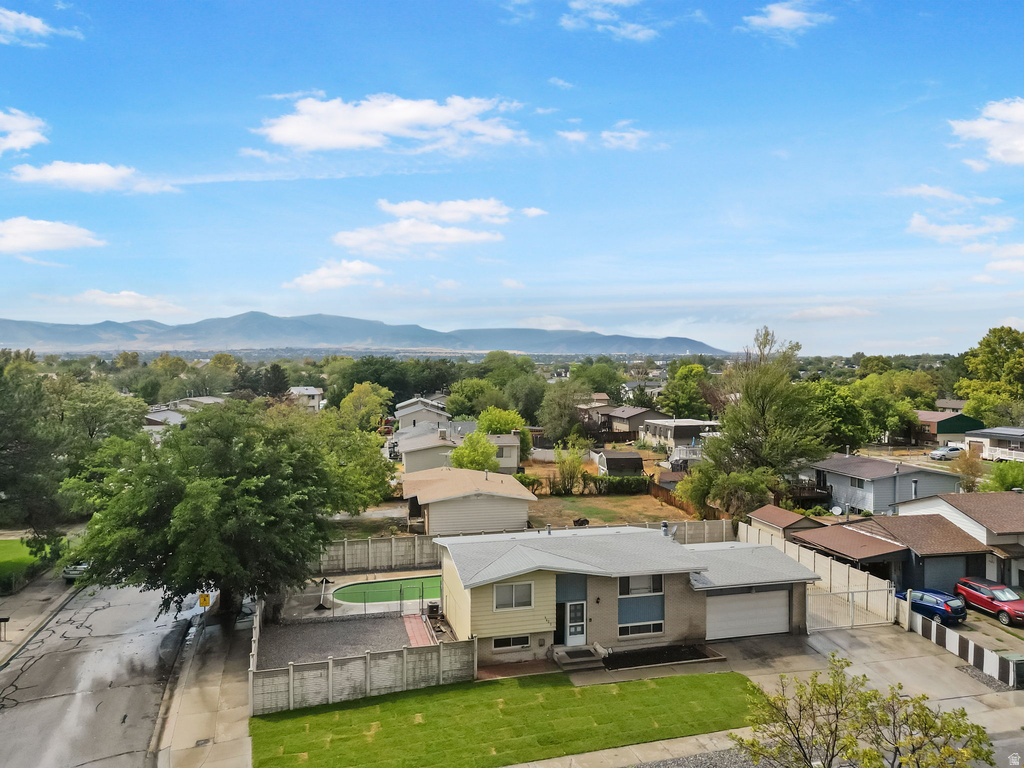 6622 S GEORGIA DR West Jordan, UT 84084