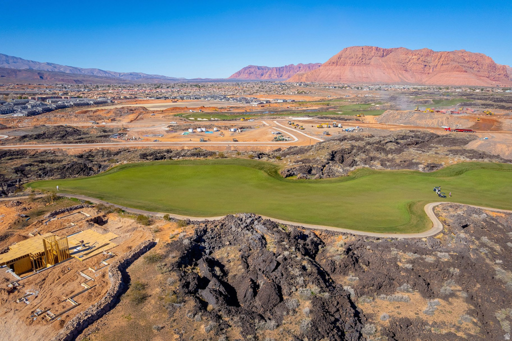 2417  LAVA VISTA DR Santa Clara, UT 84765