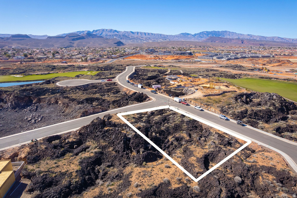 2417  LAVA VISTA DR Santa Clara, UT 84765