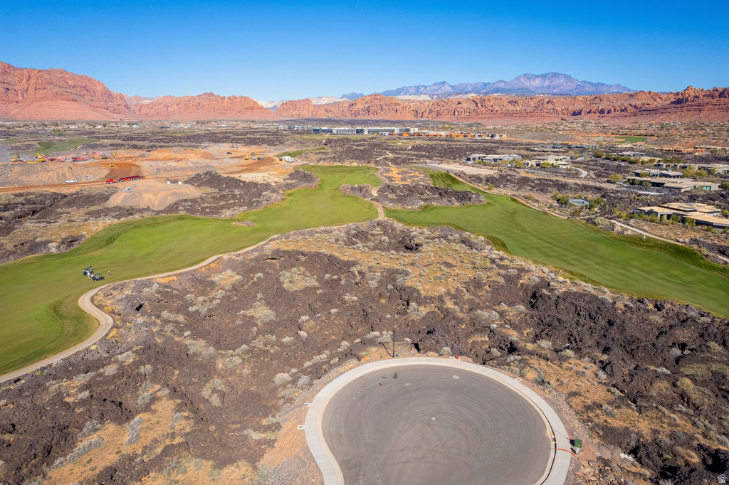 2417  LAVA VISTA DR Santa Clara, UT 84765