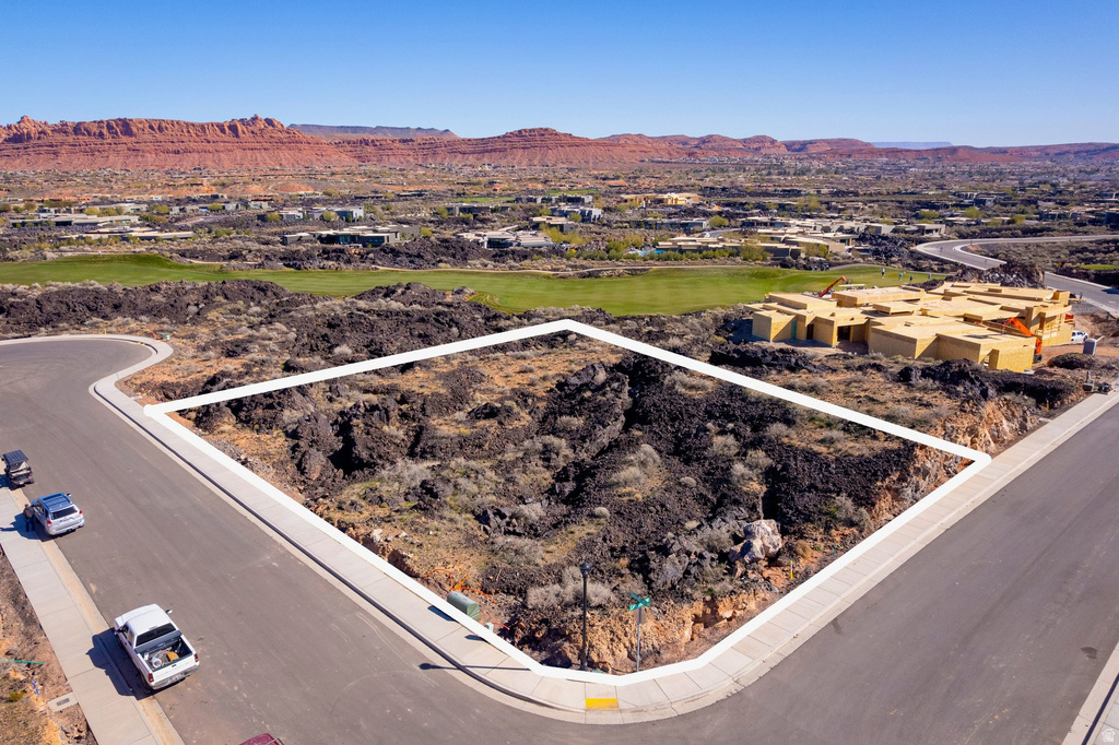 2417  LAVA VISTA DR Santa Clara, UT 84765