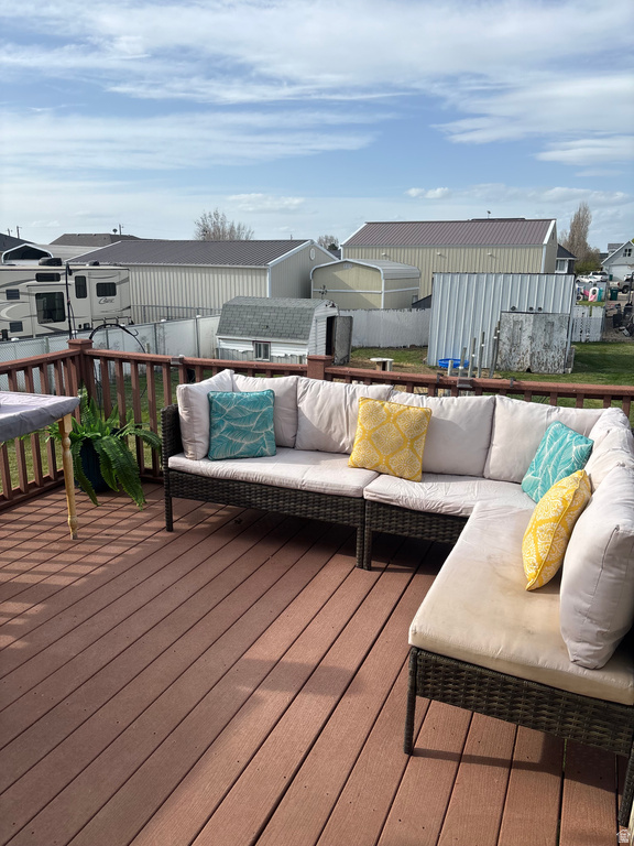 6242 W 5950 S Hooper, UT 84315