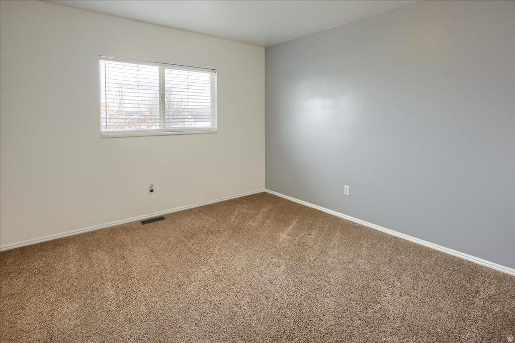 6242 W 5950 S Hooper, UT 84315