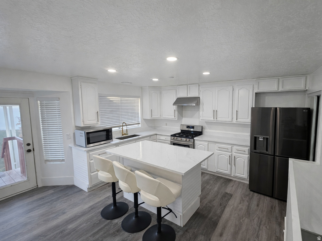 8464 S MEADOWLARK LN West Jordan, UT 84088