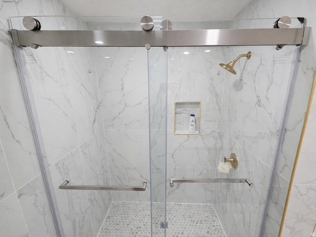 8464 S MEADOWLARK LN West Jordan, UT 84088