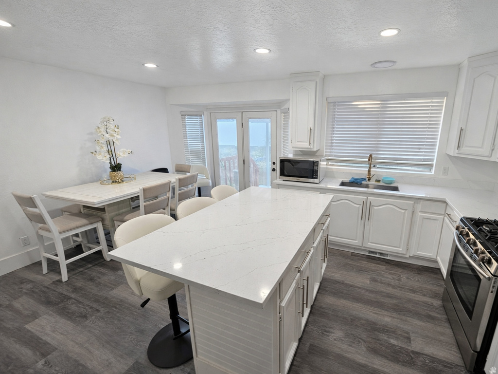 8464 S MEADOWLARK LN West Jordan, UT 84088