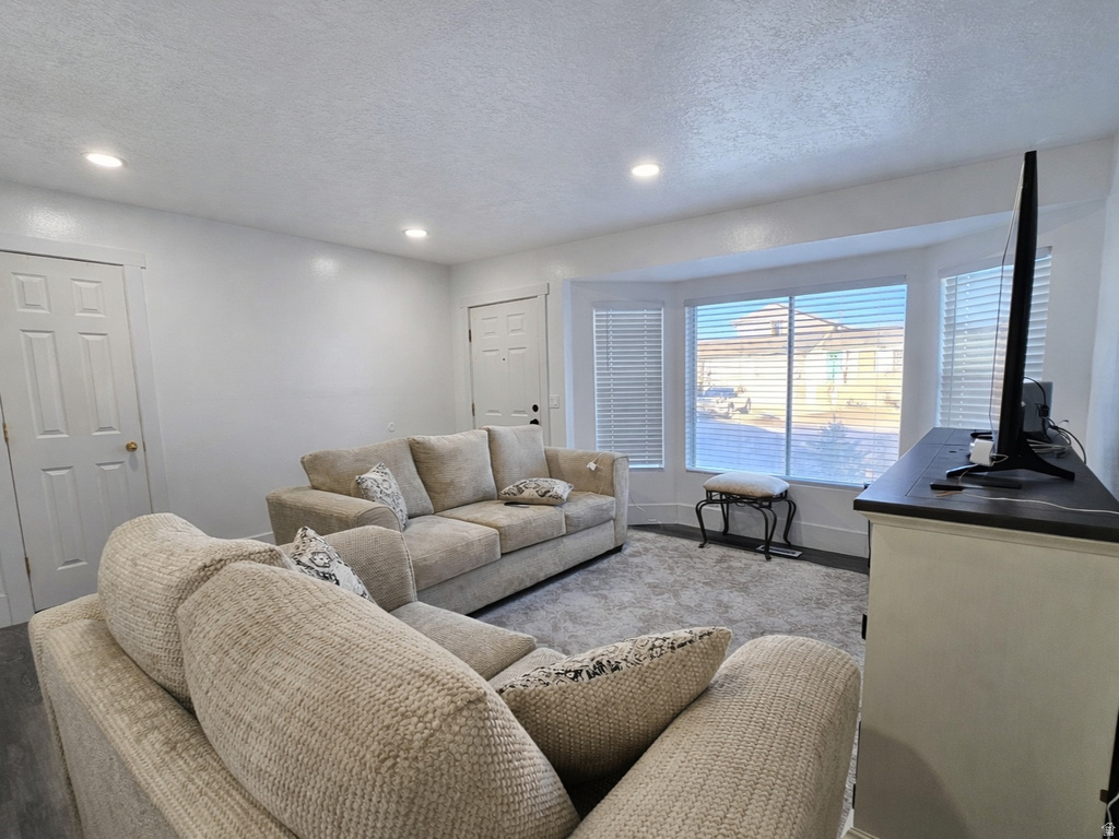 8464 S MEADOWLARK LN West Jordan, UT 84088