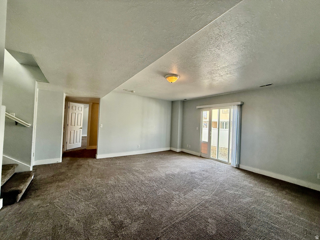 6724 W HUNTER WOOD CIR West Valley City, UT 84128