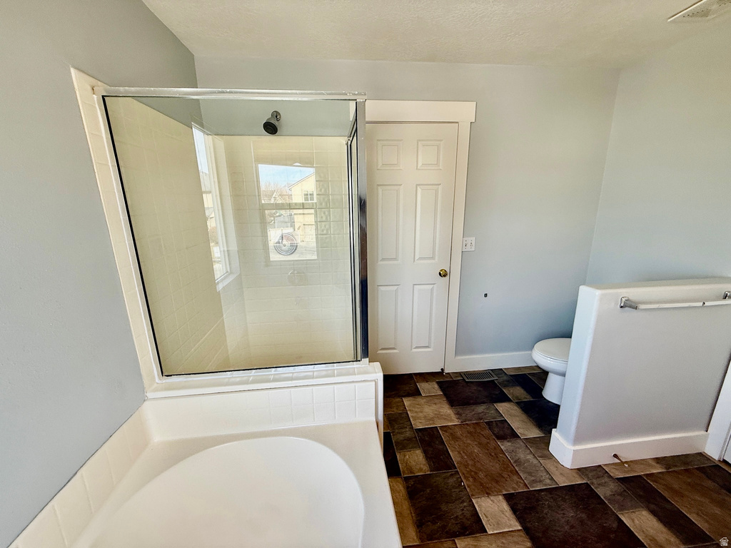 6724 W HUNTER WOOD CIR West Valley City, UT 84128