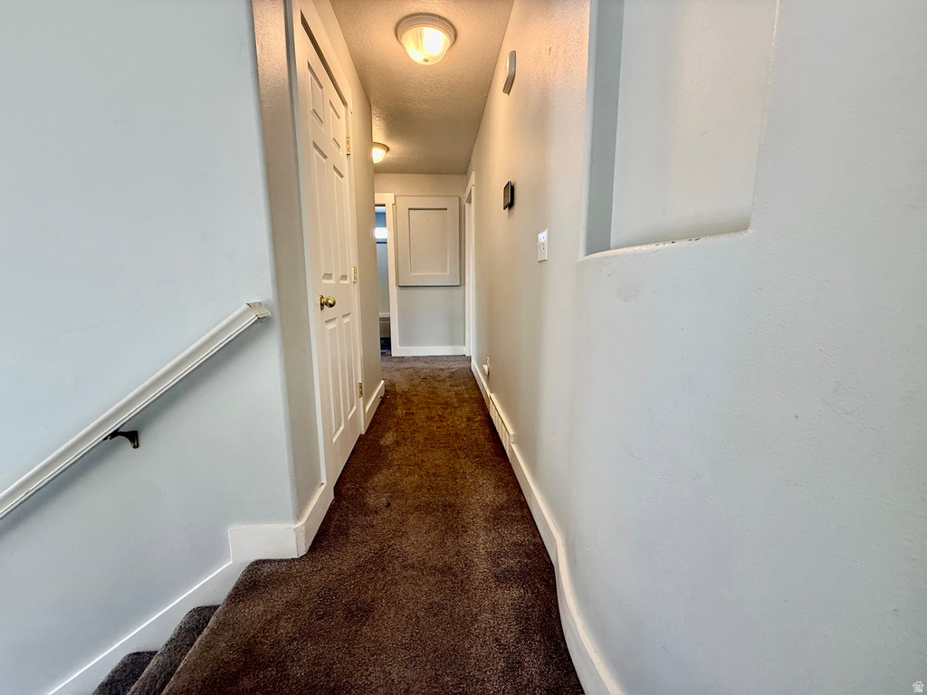 6724 W HUNTER WOOD CIR West Valley City, UT 84128