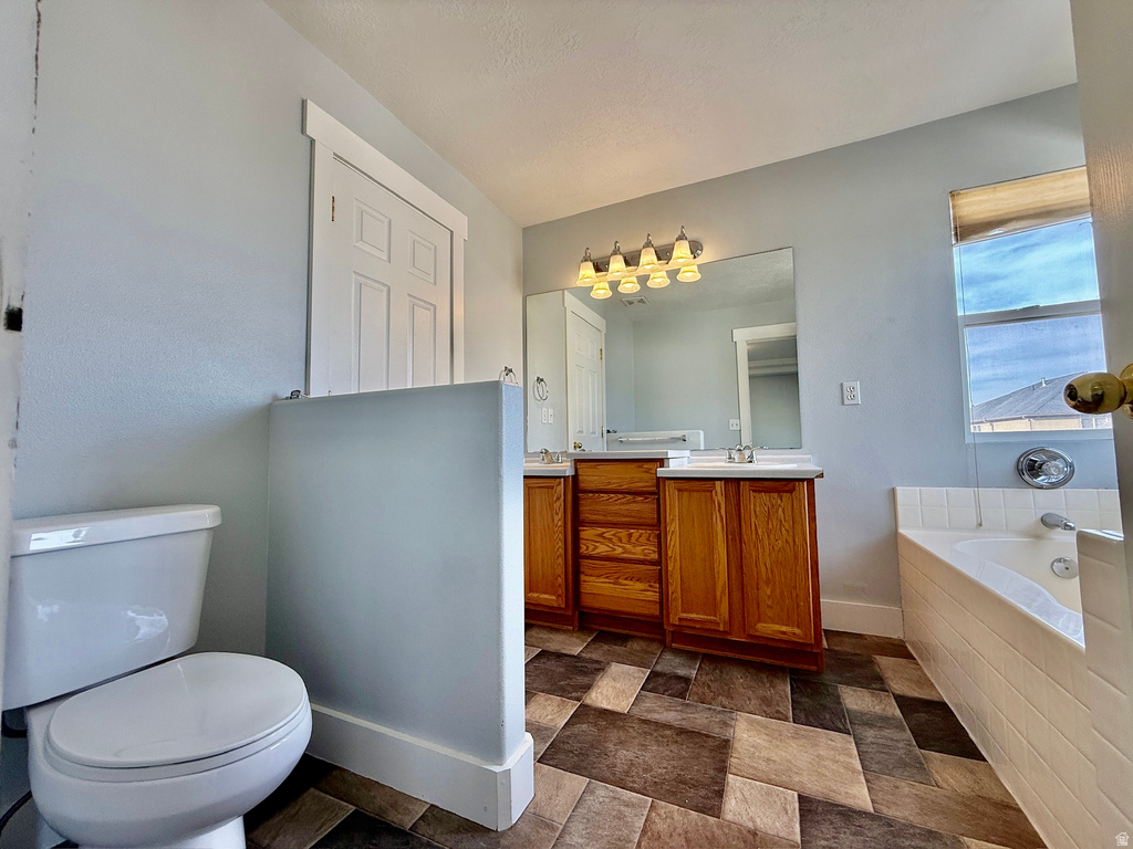 6724 W HUNTER WOOD CIR West Valley City, UT 84128