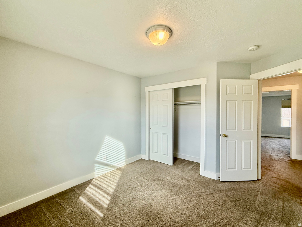 6724 W HUNTER WOOD CIR West Valley City, UT 84128