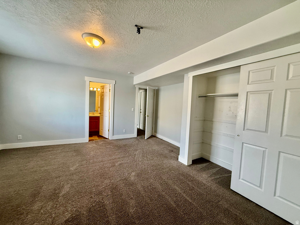 6724 W HUNTER WOOD CIR West Valley City, UT 84128