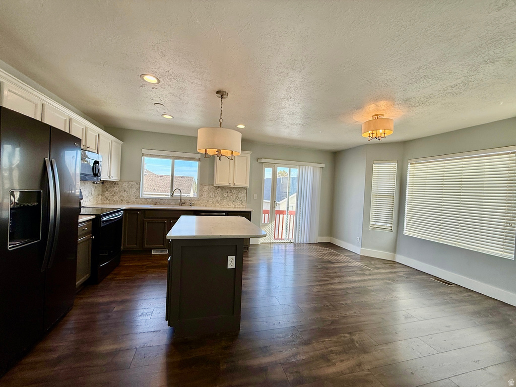 6724 W HUNTER WOOD CIR West Valley City, UT 84128