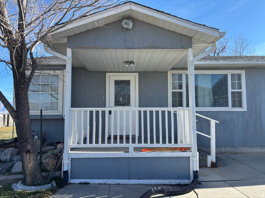 3880 N RAILROAD CIR Grantsville, UT 84029