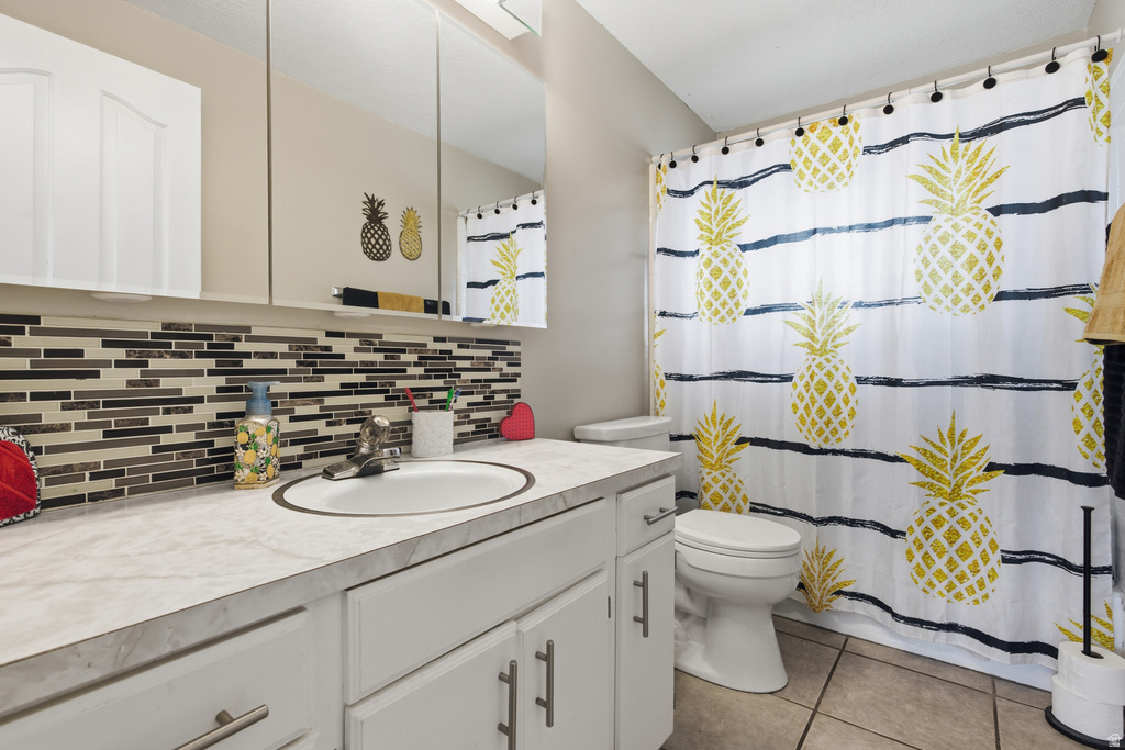 1871 N 1225 W Clinton, UT 84015