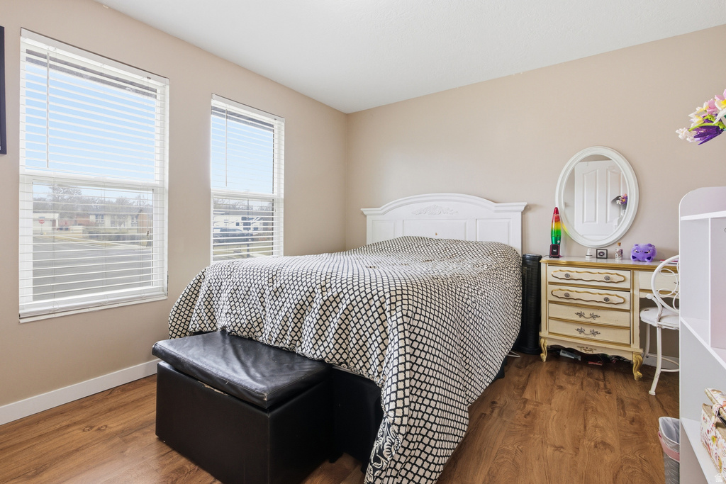 1871 N 1225 W Clinton, UT 84015