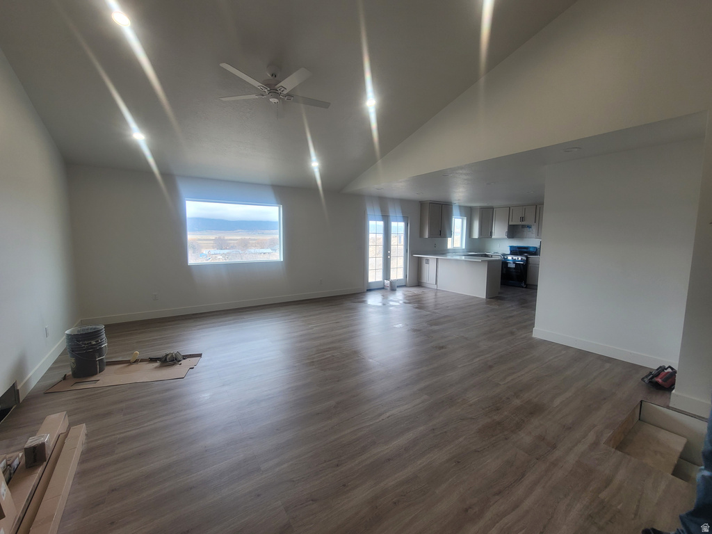 335 N 200 W Moroni, UT 84646