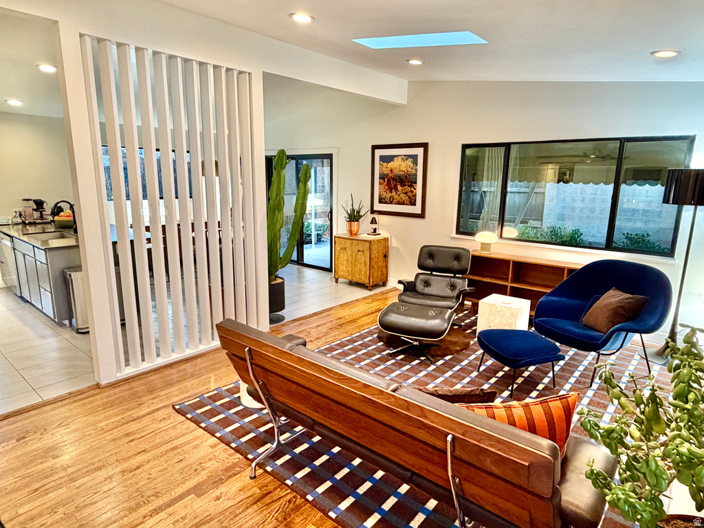 2203 E VIMONT AVE Millcreek, UT 84109