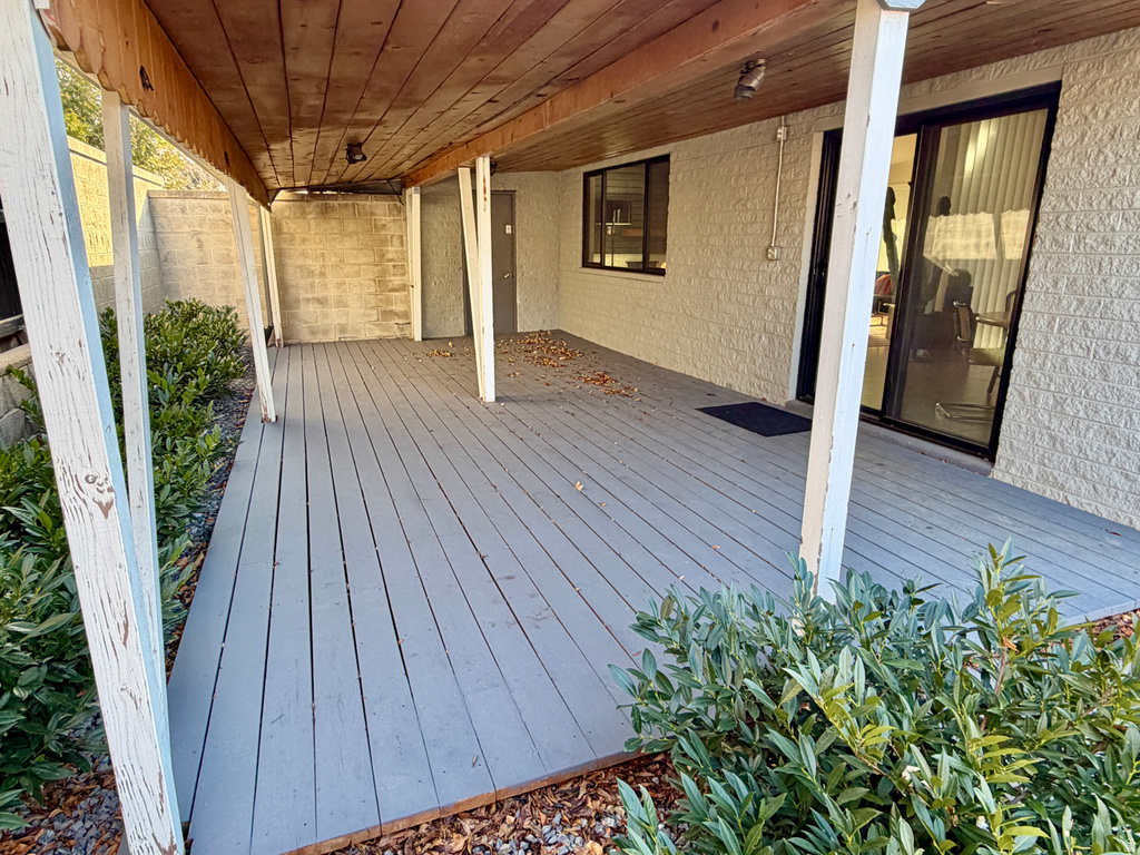 2203 E VIMONT AVE Millcreek, UT 84109