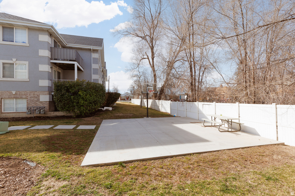 30 W 7500 S #18 Midvale, UT 84047