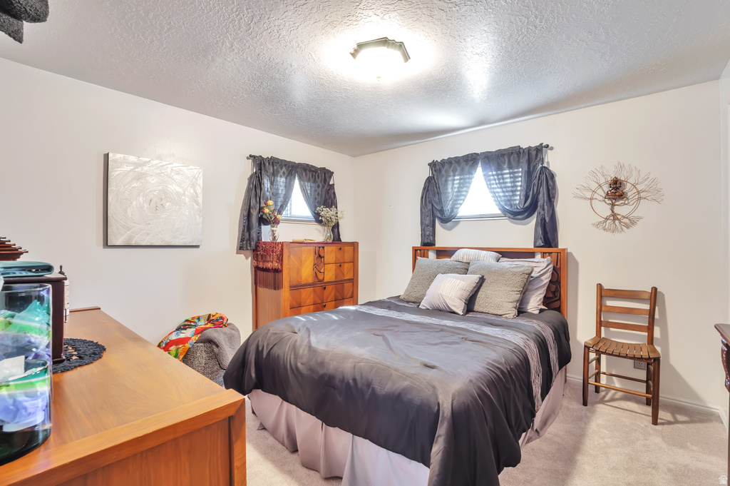 658 W 4150 S Riverdale, UT 84405