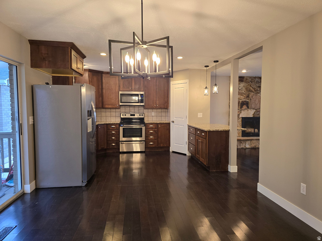 9457 S FOX HUNT DR #49 Sandy, UT 84092