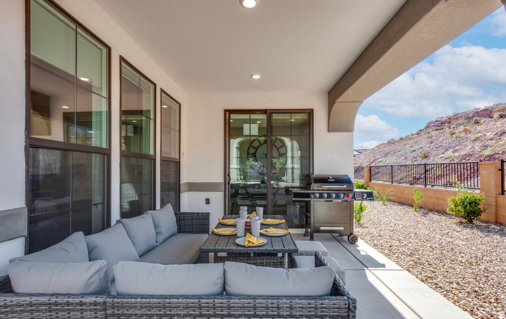 2311 N ESCONDIDO Washington, UT 84780