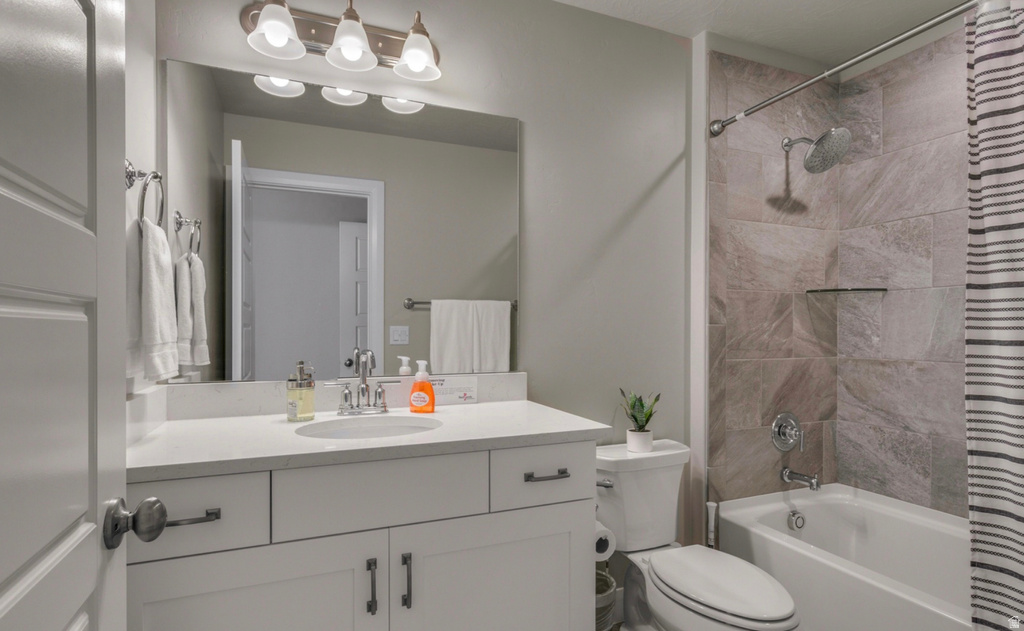 2311 N ESCONDIDO Washington, UT 84780