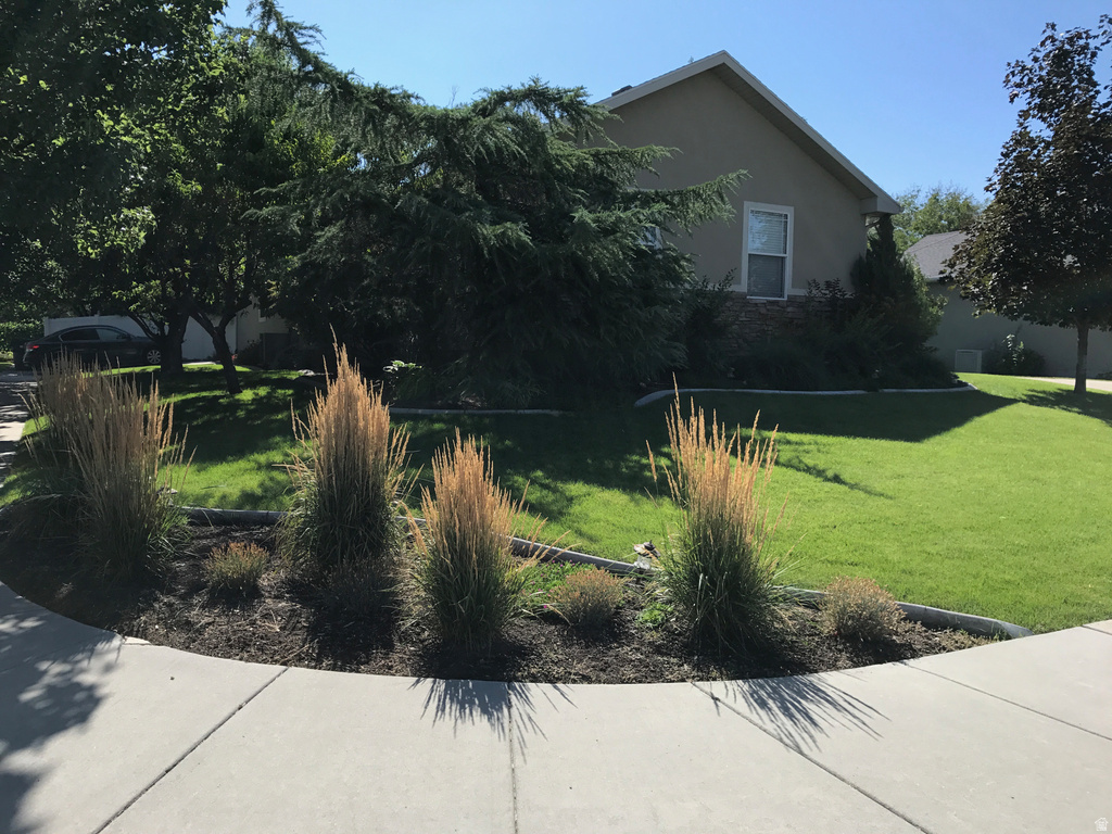 10945 S HYRUM PL Sandy, UT 84070