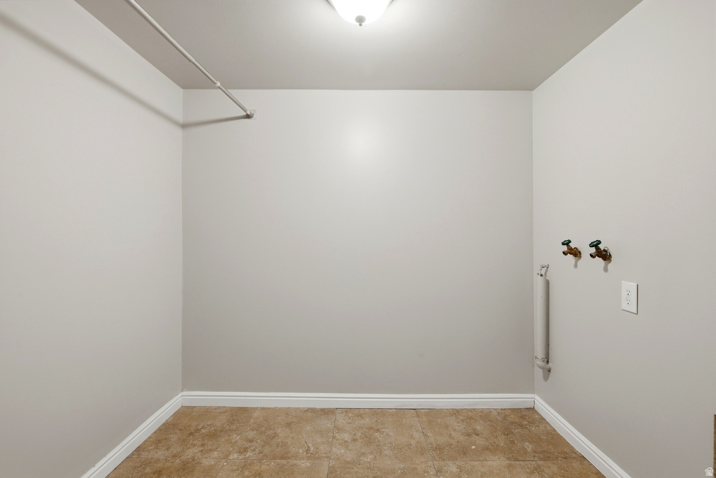 4692 W PALMER DR West Valley City, UT 84120