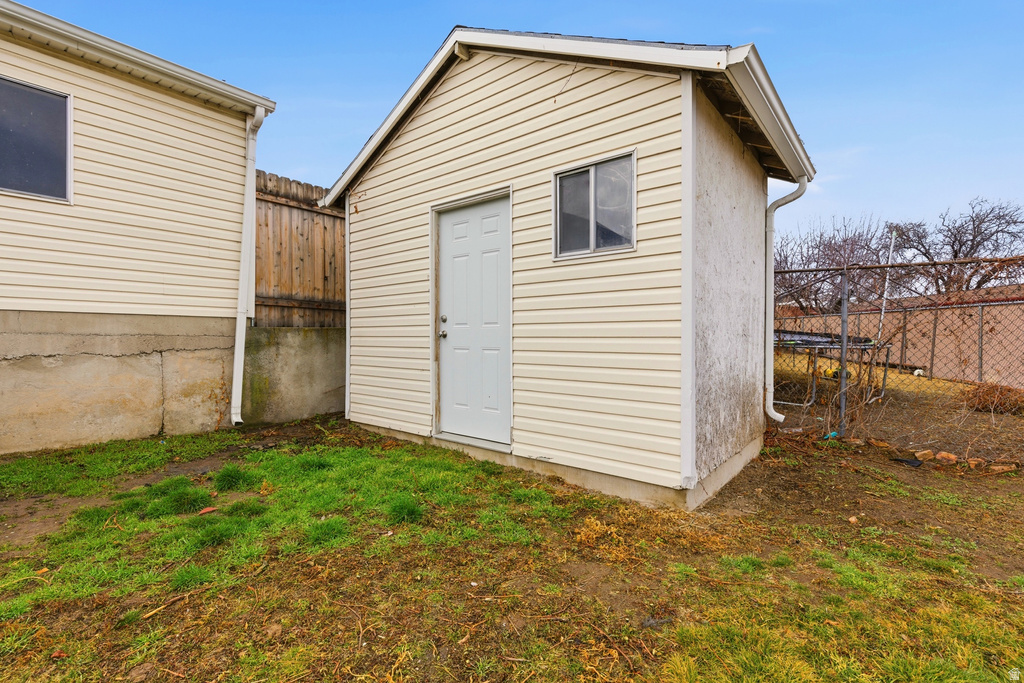 4692 W PALMER DR West Valley City, UT 84120