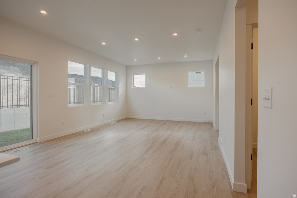 3590 N STALLION ST #352 Eagle Mountain, UT 84005