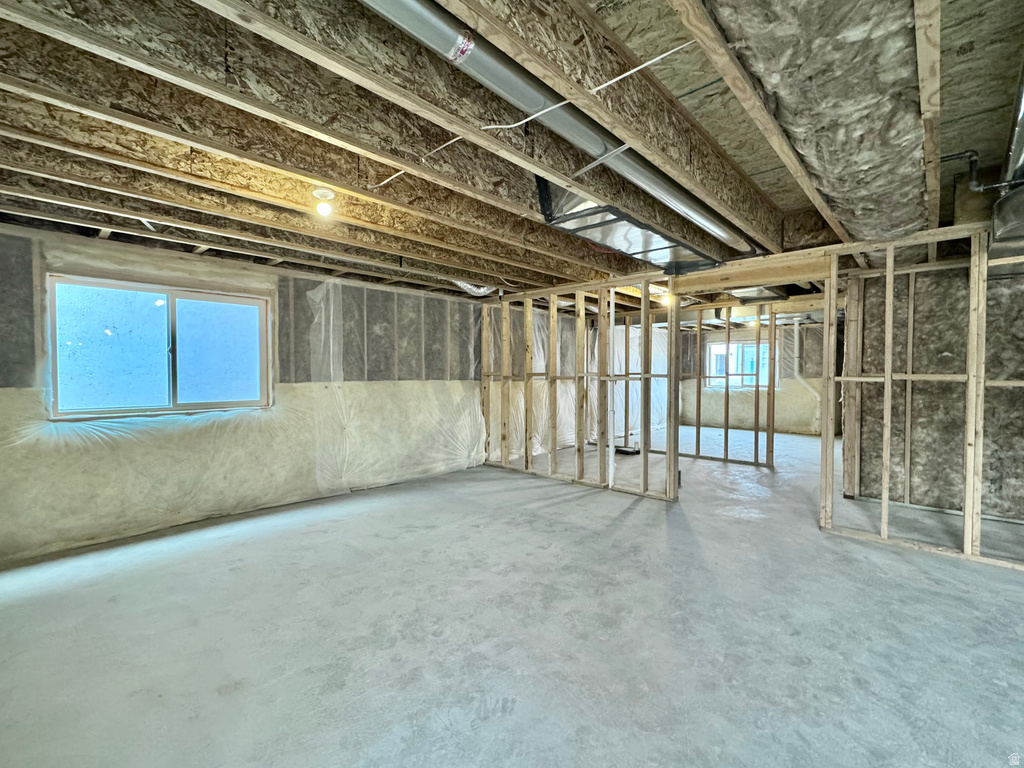 3207 N 2825 W #42 Plain City, UT 84404